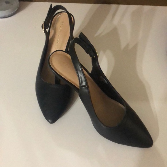 Wearing one time - Picture 3 of 3